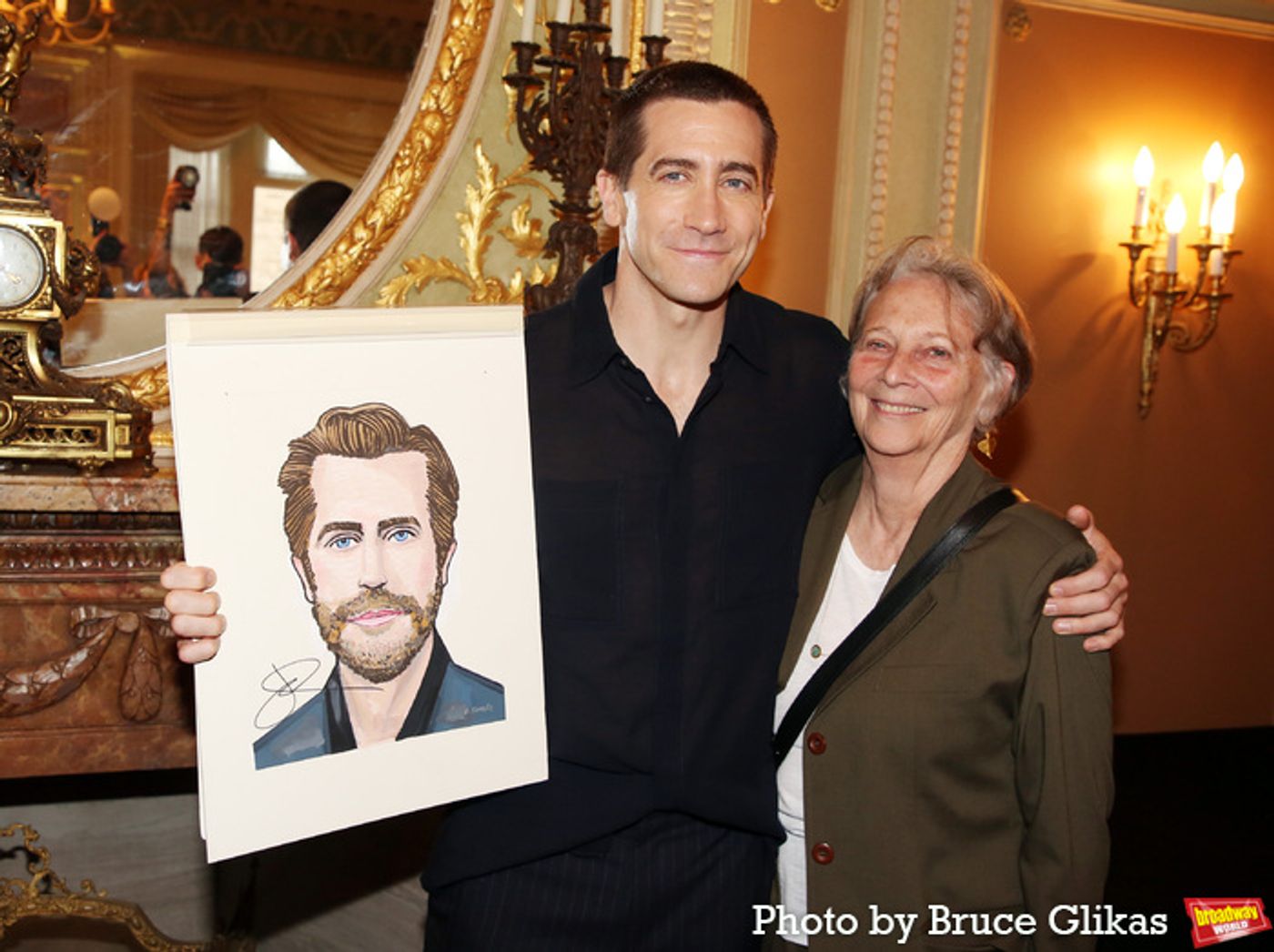 Photos: Jake Gyllenhaal Gets a Sardi's Portrait  Image