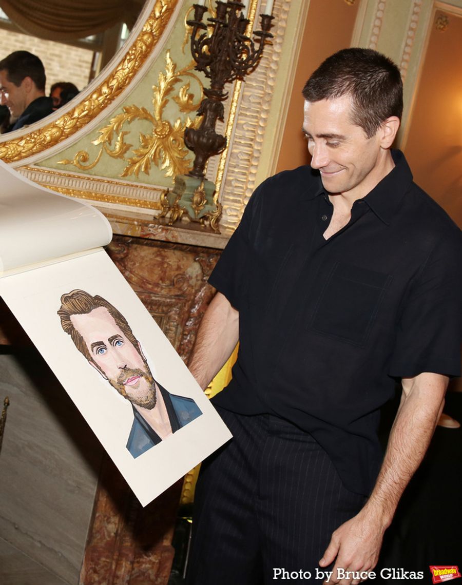 Photos: Jake Gyllenhaal Gets a Sardi's Portrait  Image