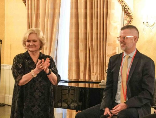 Nancy McGraw & Jeff Barros Photo