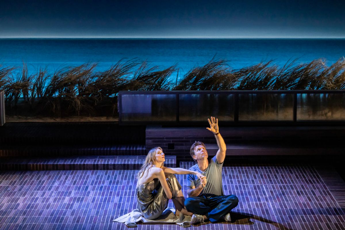 Elizabeth Debicki, Ewan McGregor  at 