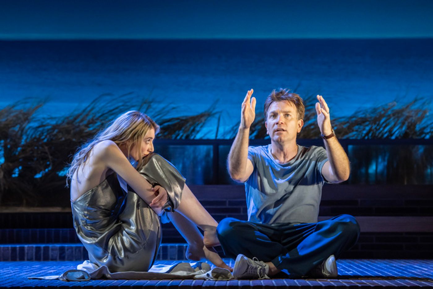 Photos: Ewan McGregor and More in MY MASTER BUILDER  Image