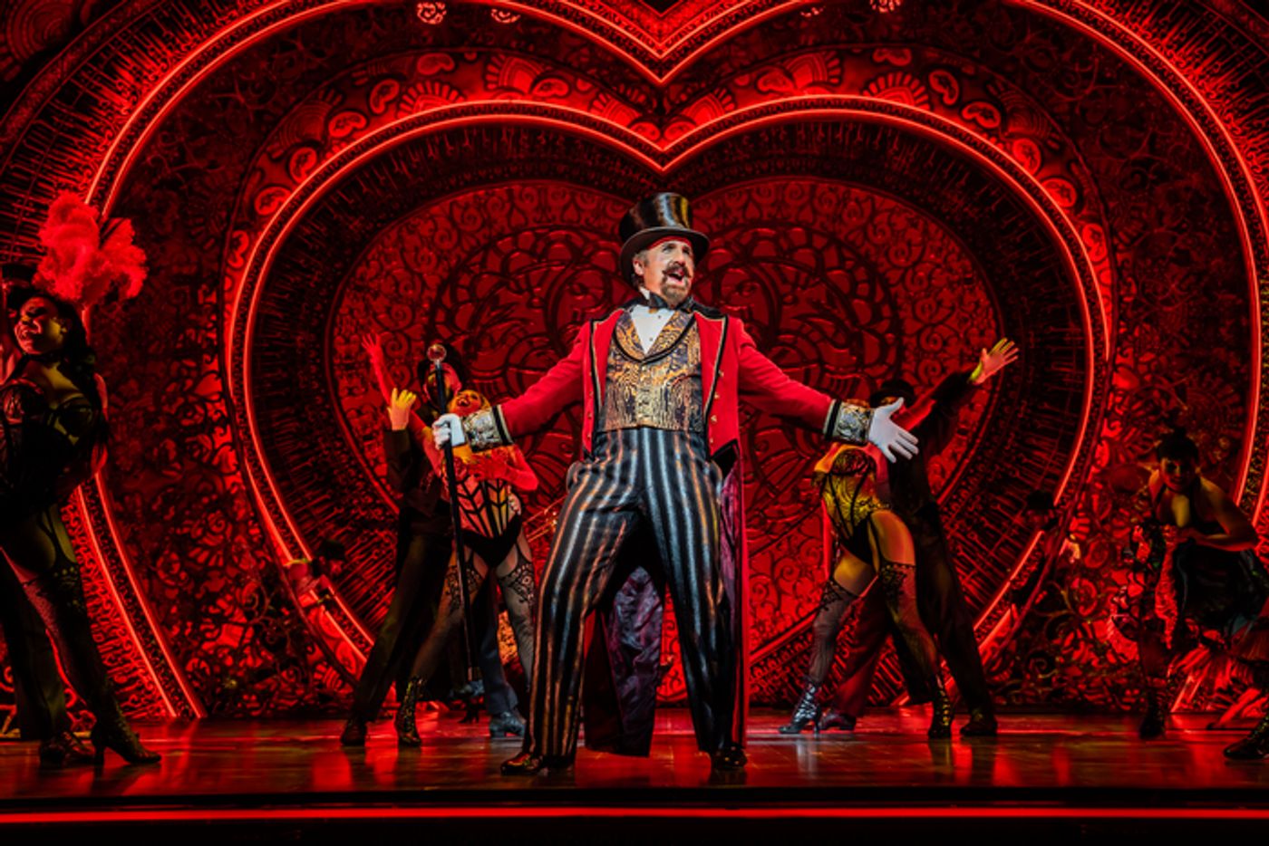 Photos: MOULIN ROUGE! World Tour Kicks Off This Week Photos: MOULIN ROUGE! World Tour Kicks Off This Week Image