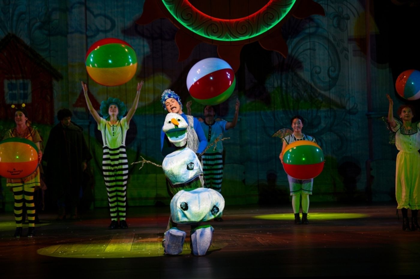 Review: FROZEN at Children's Theater Company Review: FROZEN at Children's Theater Company Image