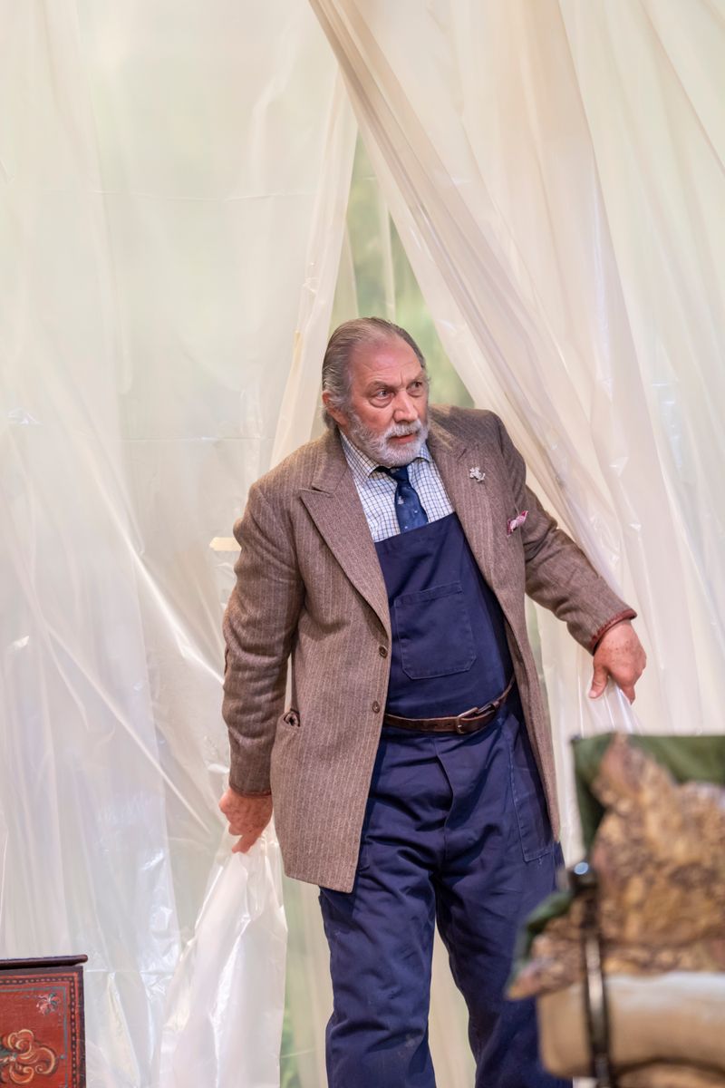 Photos: John Lithgow and More in GIANT in London's West End — photo 21 of 29