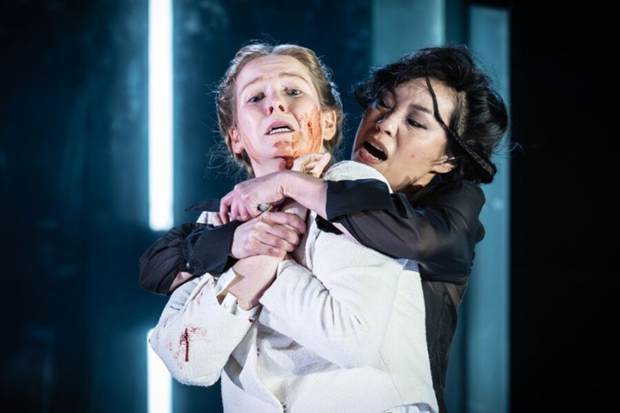 Review: TITUS ANDRONICUS, Starring Simon Russell Beale Image