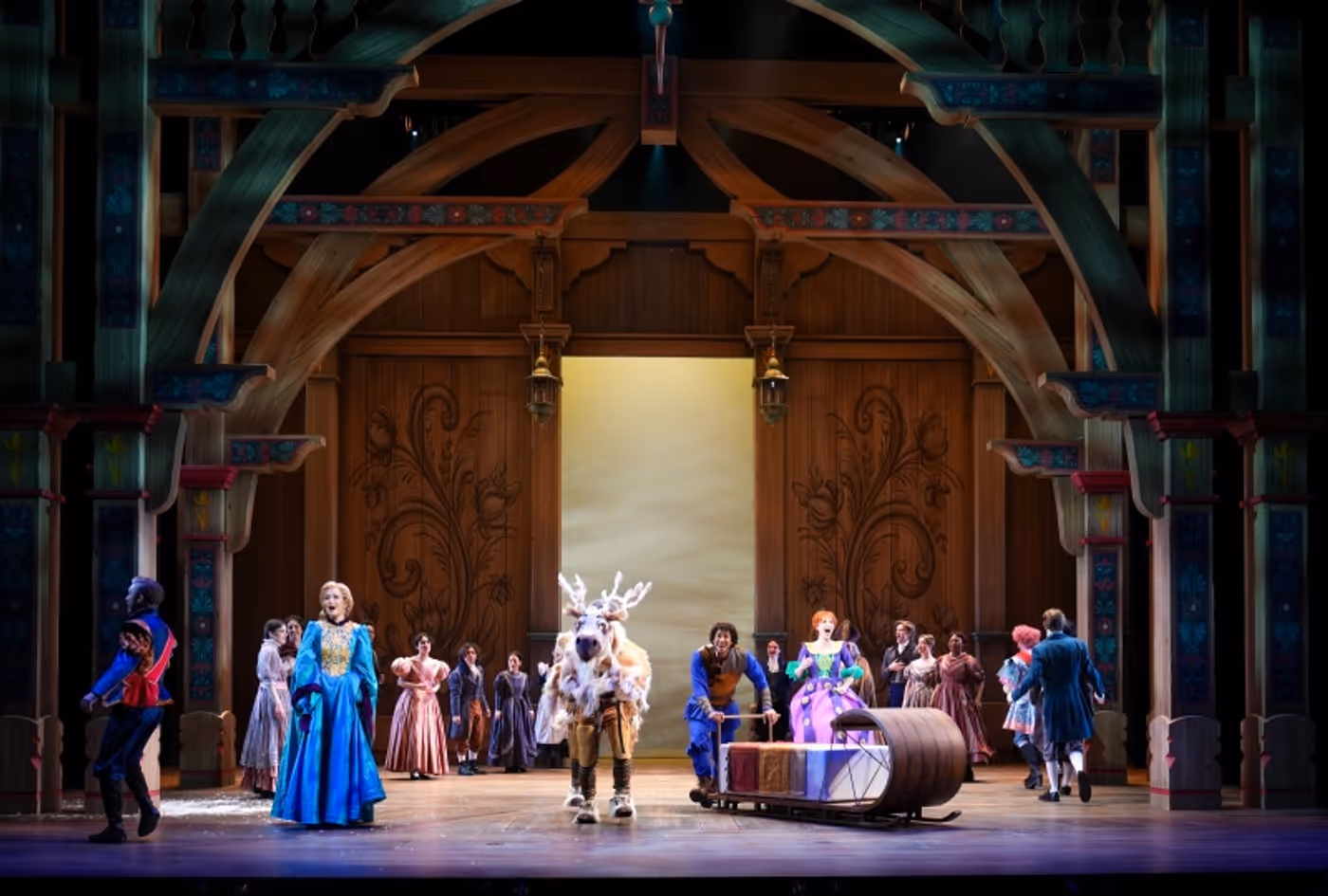 Review: DISNEY'S FROZEN THE BROADWAY MUSICAL at Children's Theatre Company  Image