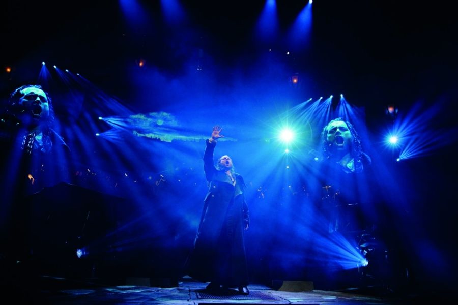 REVIEW: The LES MISÉRABLES THE ARENA SPECTACULAR Is A Breathtaking Celebration of The 40th Anniversary Of The Famous Musical *UPDATED FOR ALTERNATE LEADS*  Image