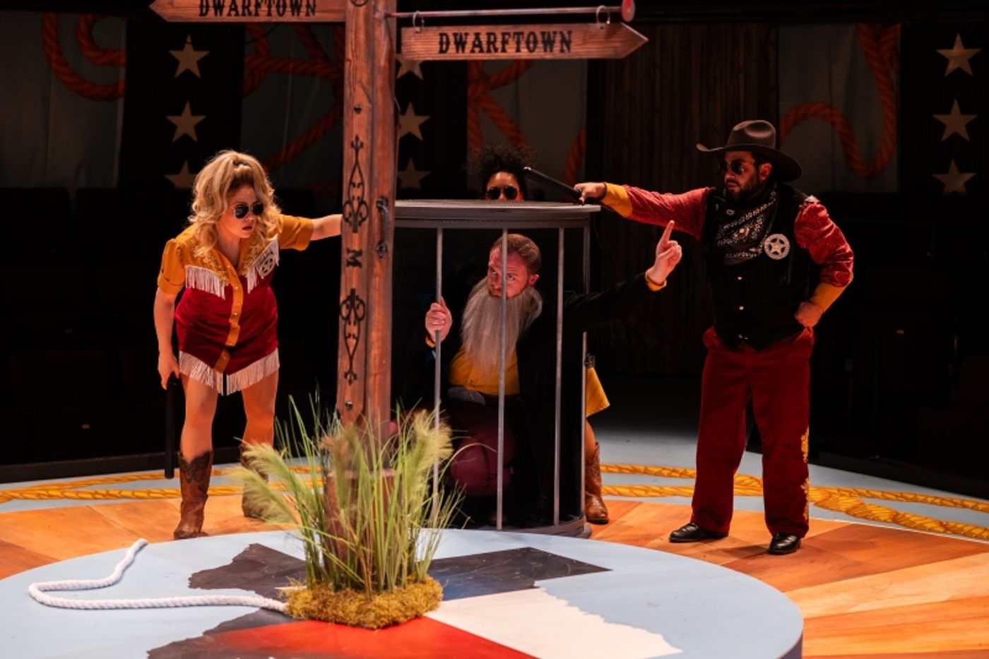 Review: DAS BARBECÜ at Stages Houston  Image