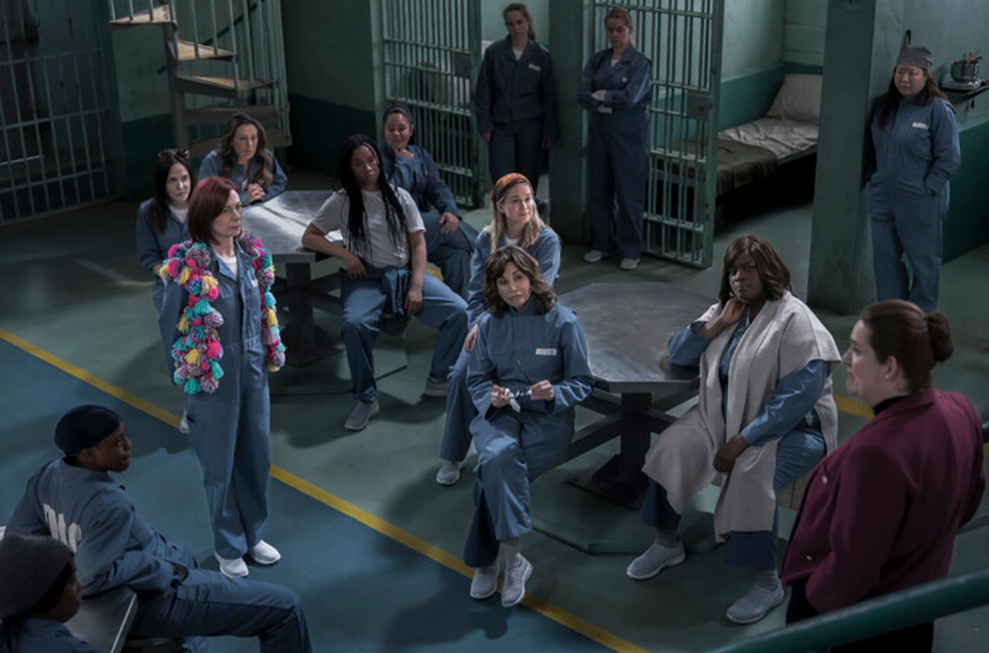 Photos: ELSBETH Season Finale Photos Reveal CHICAGO Musical Number, Returning Guest Stars  Image