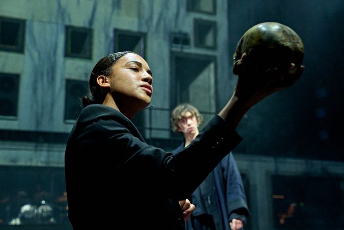 Photos: Radiohead-Based HAMLET HAIL TO THE THIEF Gets World Premiere — photo 15 of 19