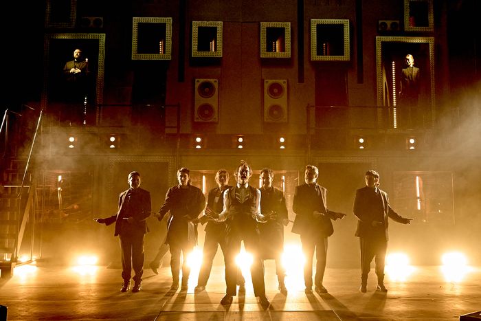 Photos: Radiohead-Based HAMLET HAIL TO THE THIEF Gets World Premiere — photo 1 of 19