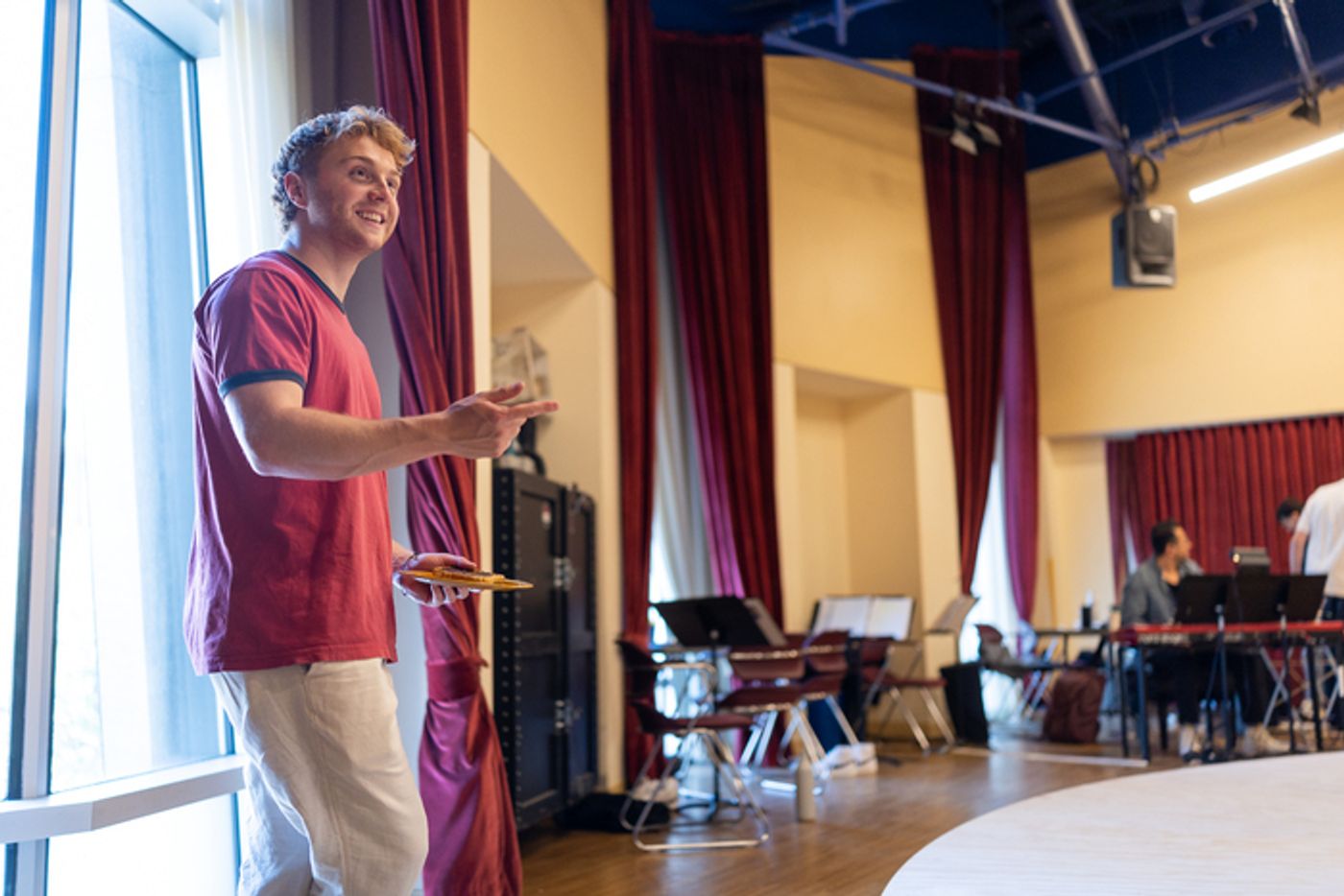 Photos: TWO STRANGERS (CARRY A CAKE ACROSS NEW YORK) Rehearsals at A.R.T.  Image