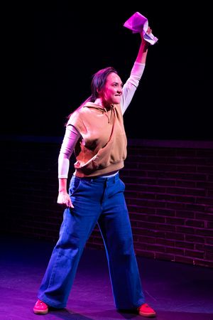 Belinda Allyn @ BroadwayWorld Belinda Allyn Photo