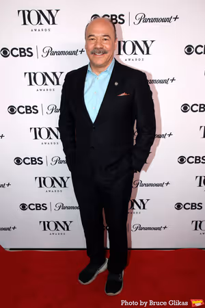 Danny Burstein Photo