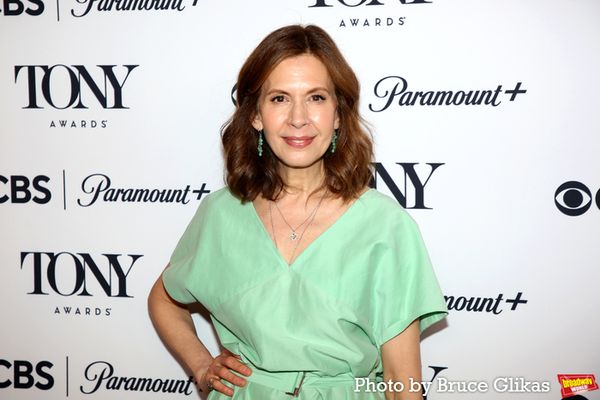 Jessica Hecht Photo
