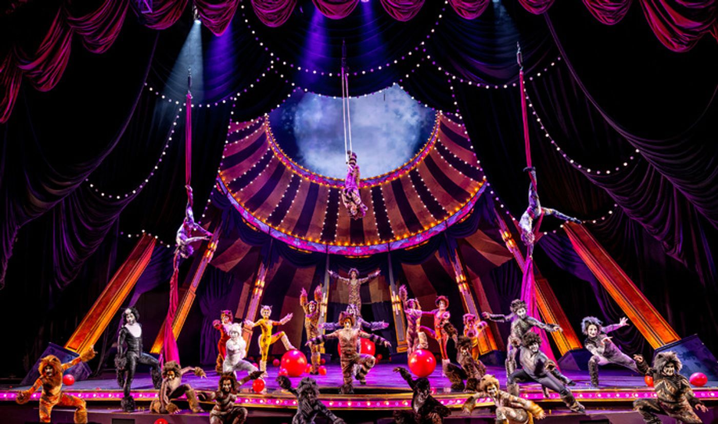Photos: Circus-Themed CATS Soars At Chicago's Paramount Theatre Photos: Circus-Themed CATS Soars At Chicago's Paramount Theatre Image