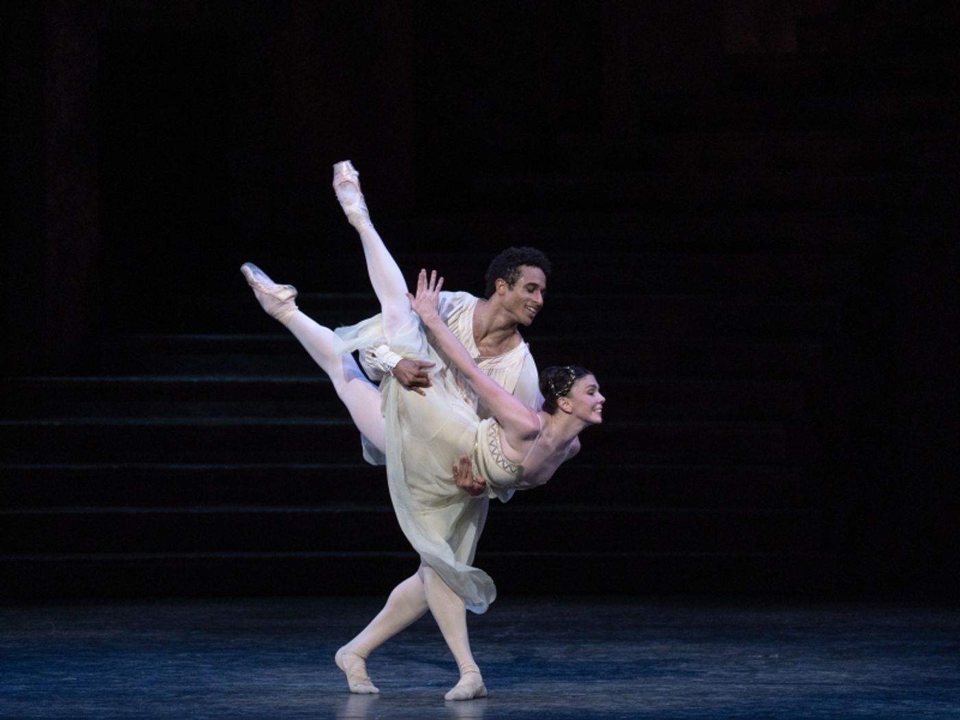 Review: ROMEO & JULIET, Royal Ballet And Opera  Image
