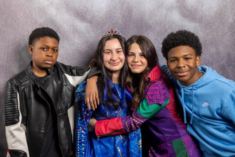 Review: DISNEY'S DESCENDANTS at Robinson High School Auditorium Review: DISNEY'S DESCENDANTS at Robinson High School Auditorium Image