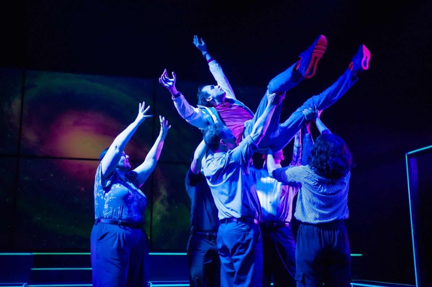 Review: THE CURIOUS INCIDENT OF THE DOG IN THE NIGHT-TIME at SF Playhouse  Image