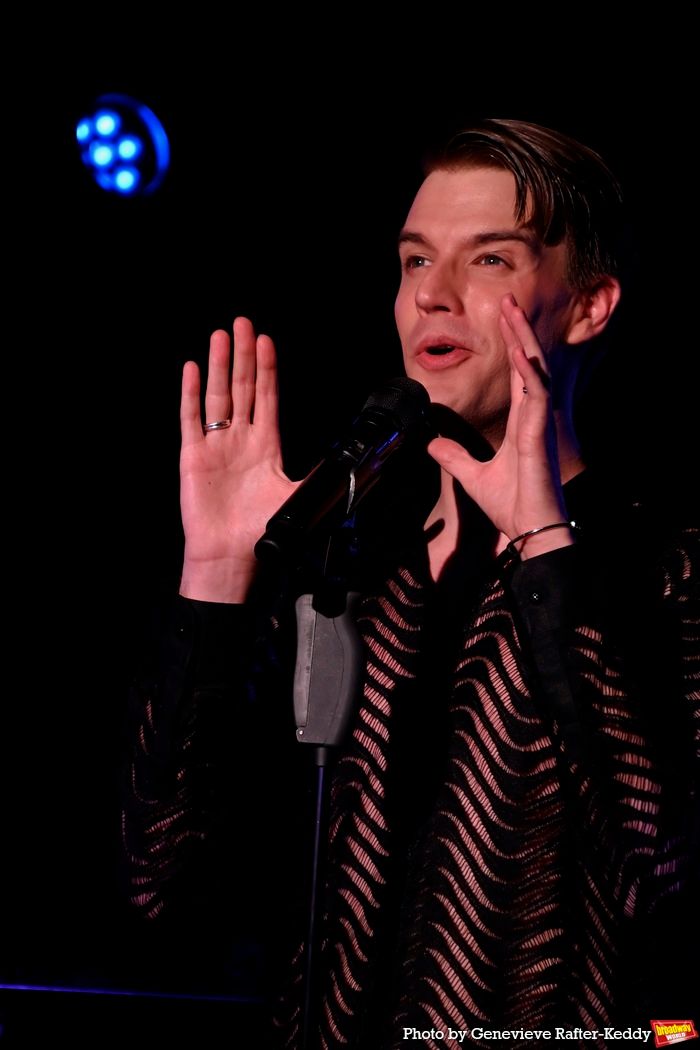 Photos: Mark William Returns to Green Room 42  Image