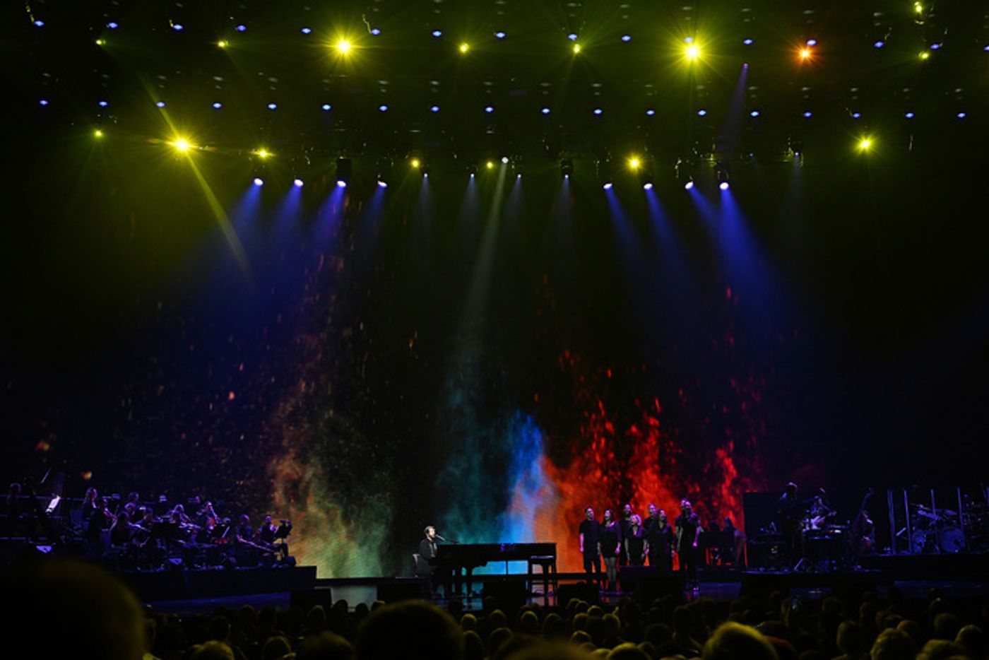 Photos: Josh Groban Debuts 'Gems' Las Vegas Residency at Caesars Palace Photos: Josh Groban Debuts 'Gems' Las Vegas Residency at Caesars Palace Image