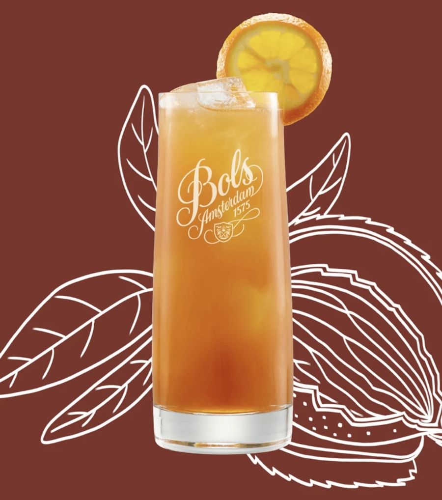 6 Refreshing Cocktail Recipes to Kick Off Summer Image