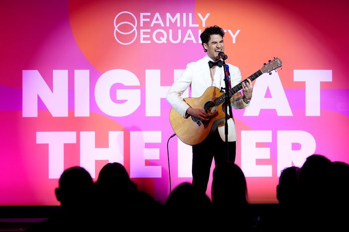 Photos: Nicole Scherzinger, Darren Criss, & More at NIGHT AT THE PIER — photo 20 of 57