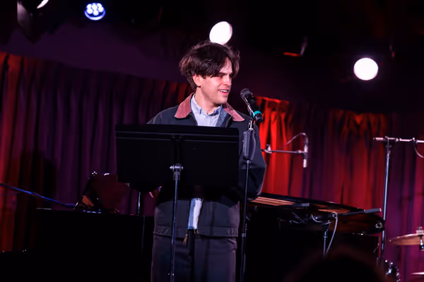 Taylor Trensch Photo