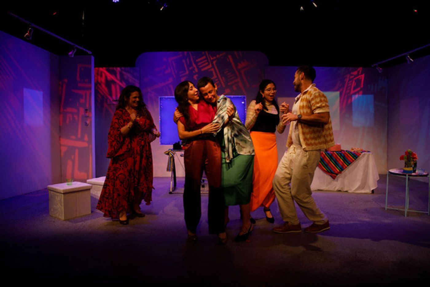 Photos: LAUGHS IN SPANISH at Wynwood Arts District  Image