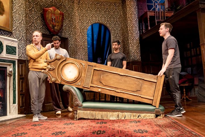Photos: THE PLAY THAT GOES WRONG New Cast in Rehearsals — photo 10 of 12