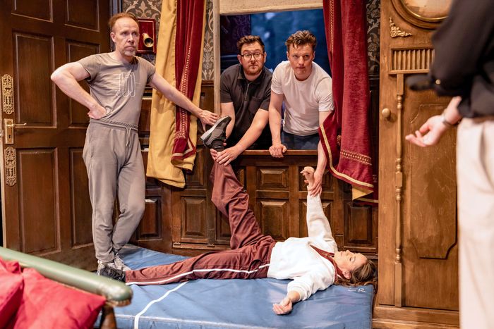 Photos: THE PLAY THAT GOES WRONG New Cast in Rehearsals — photo 2 of 12
