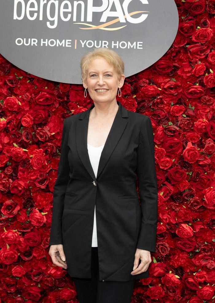 Photos: Norm Lewis, Liz Callaway & More Attend Final Johnny Mathis Concert at bergenPAC  Image