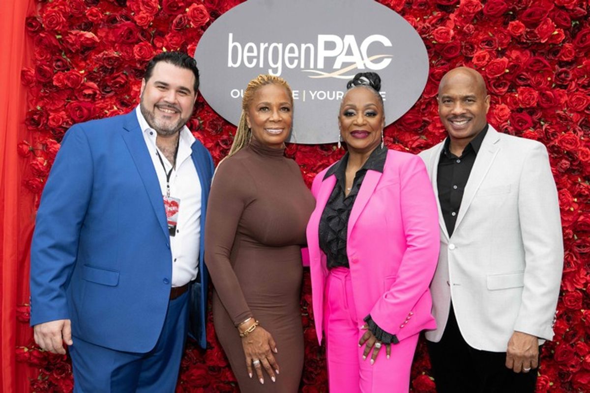 Alex Diaz, Vivian Chew, Regina Belle, Ray Chew
 at 