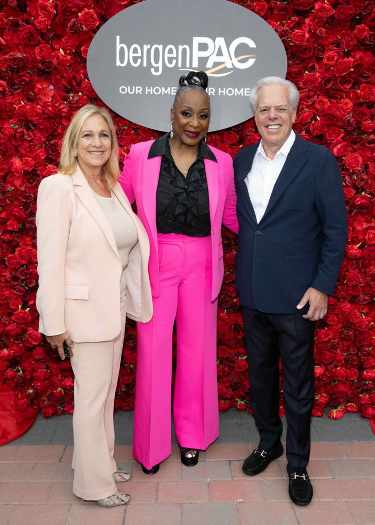 Val Huttle, Regina Belle, Frank Huttle III
 at 