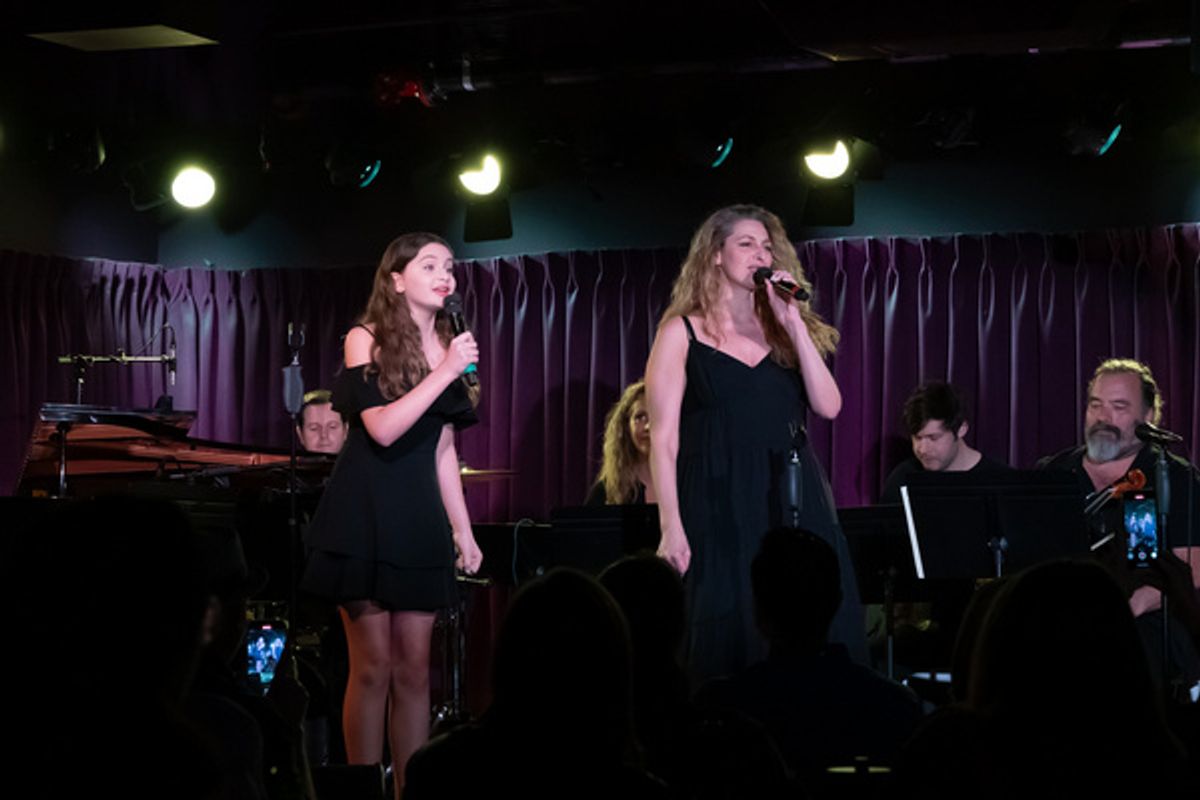 Sara Wordsworth and Chelsea Wordsworth  at 