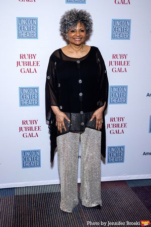 Leslie Uggams Photo