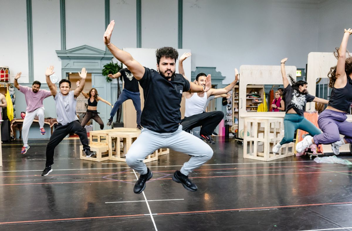  Kinshuk Sen and cast at 