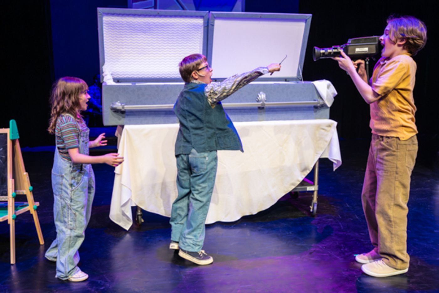 Photos: First look at Evolution Theatre Company’s FUN HOME  Image