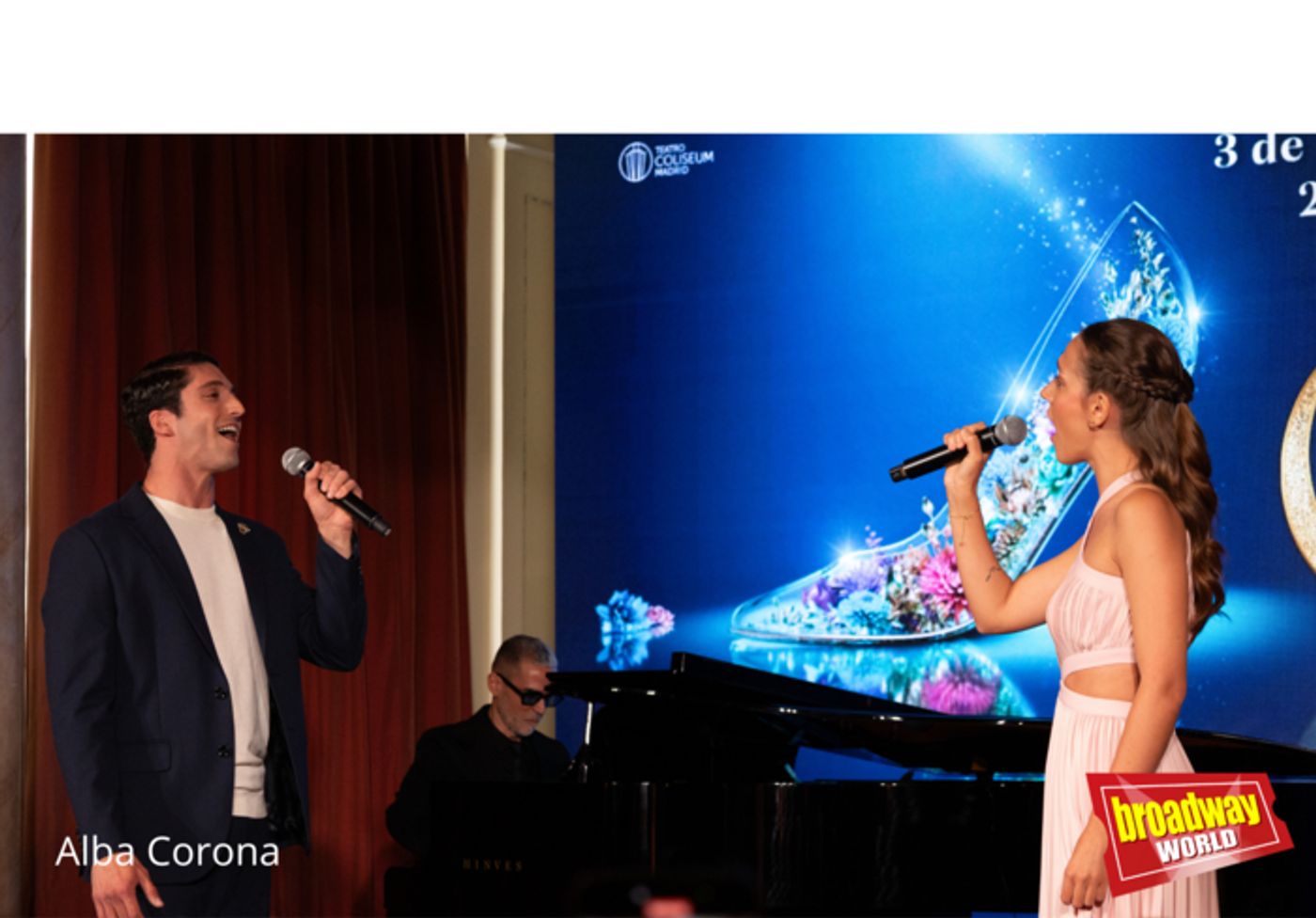 PHOTOS: Así ha sido la presentación de CENICIENTA PHOTOS: Así ha sido la presentación de CENICIENTA Image