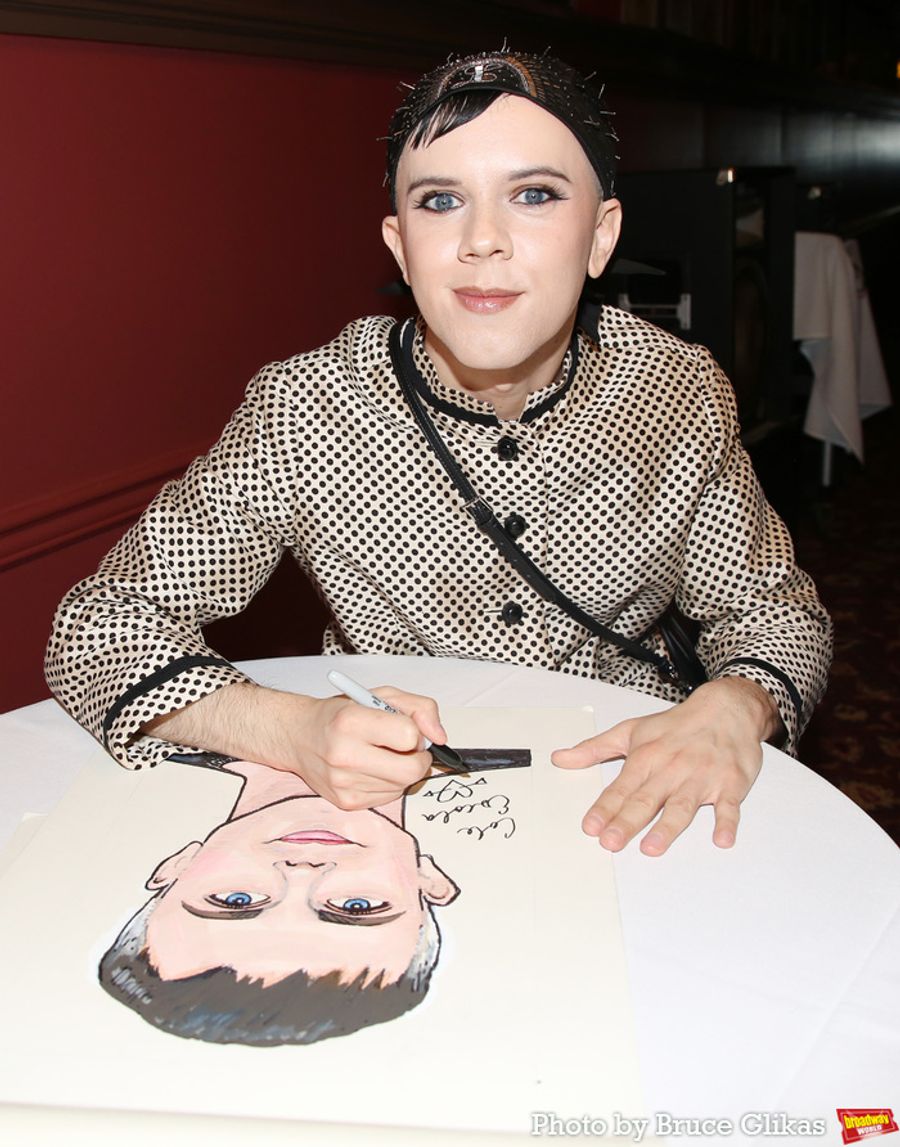 Photos: OH, MARY!'s Cole Escola Receives Sardi's Portrait  Image