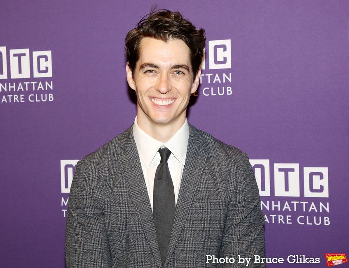 Photos: Inside MTC's Spring Gala Honoring Jake Gyllenhaal — photo 56 of 77