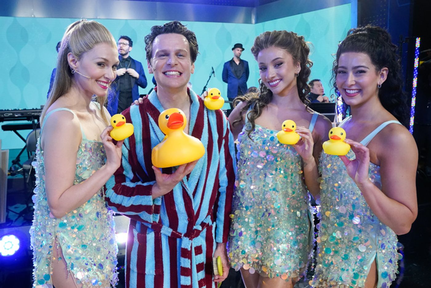 Photos: Jonathan Groff & JUST IN TIME Cast Visit GOOD MORNING AMERICA  Image