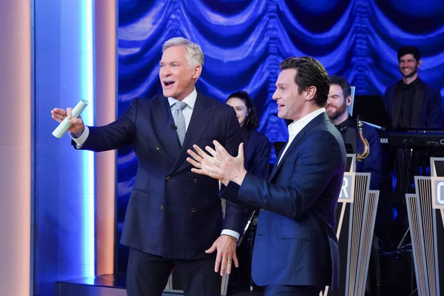 Photos: Jonathan Groff & JUST IN TIME Cast Visit GOOD MORNING AMERICA  Image