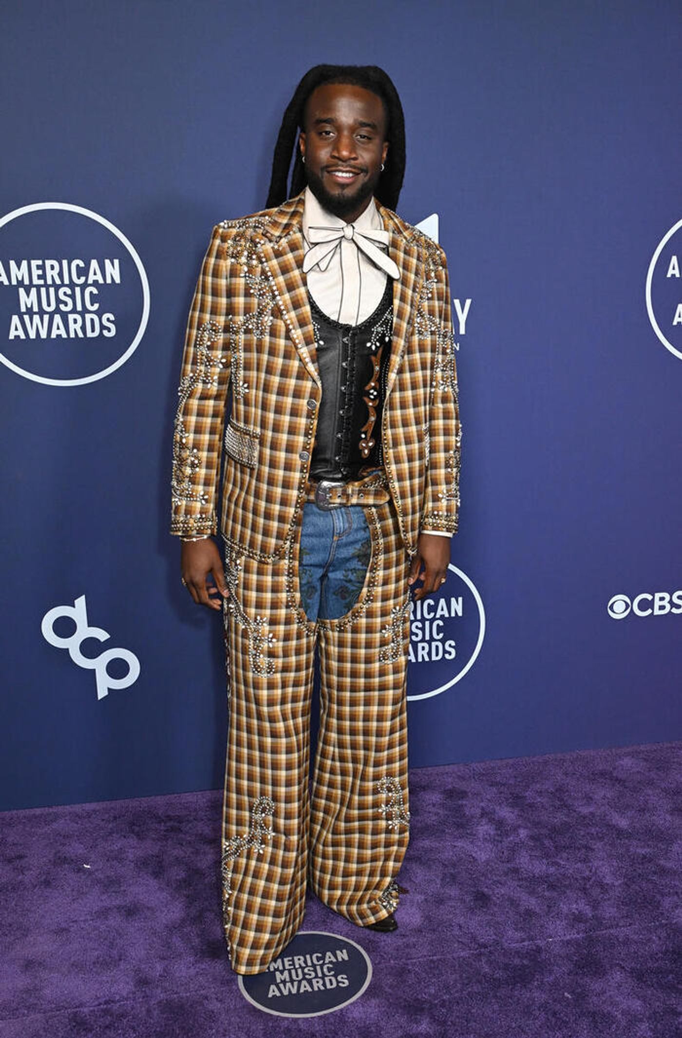 Photos: Inside the 2025 American Music Awards with Jennifer Lopez, Reneé Rapp & More Photos: Inside the 2025 American Music Awards with Jennifer Lopez, Reneé Rapp & More Image