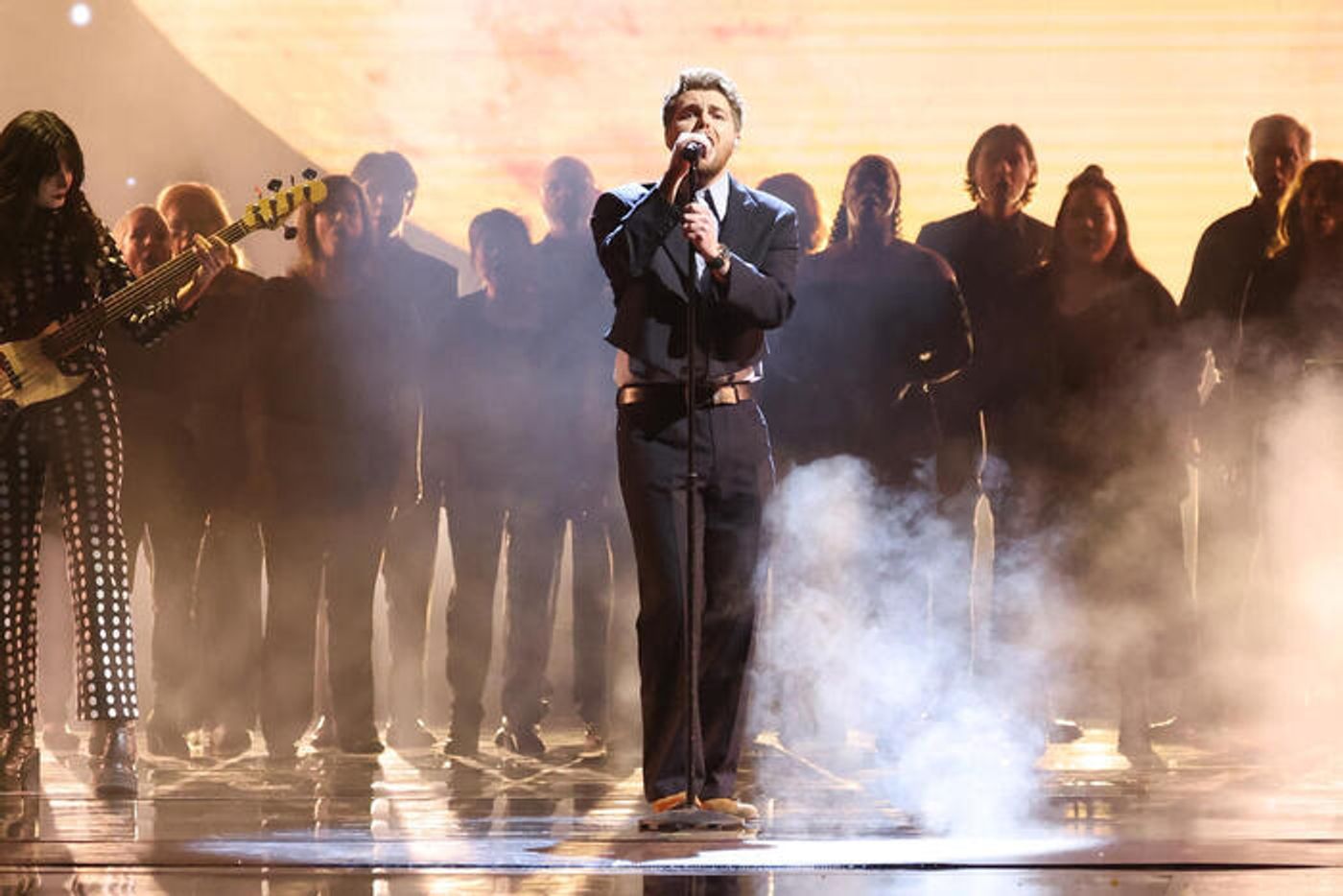 Photos: Inside the 2025 American Music Awards with Jennifer Lopez, Reneé Rapp & More Photos: Inside the 2025 American Music Awards with Jennifer Lopez, Reneé Rapp & More Image