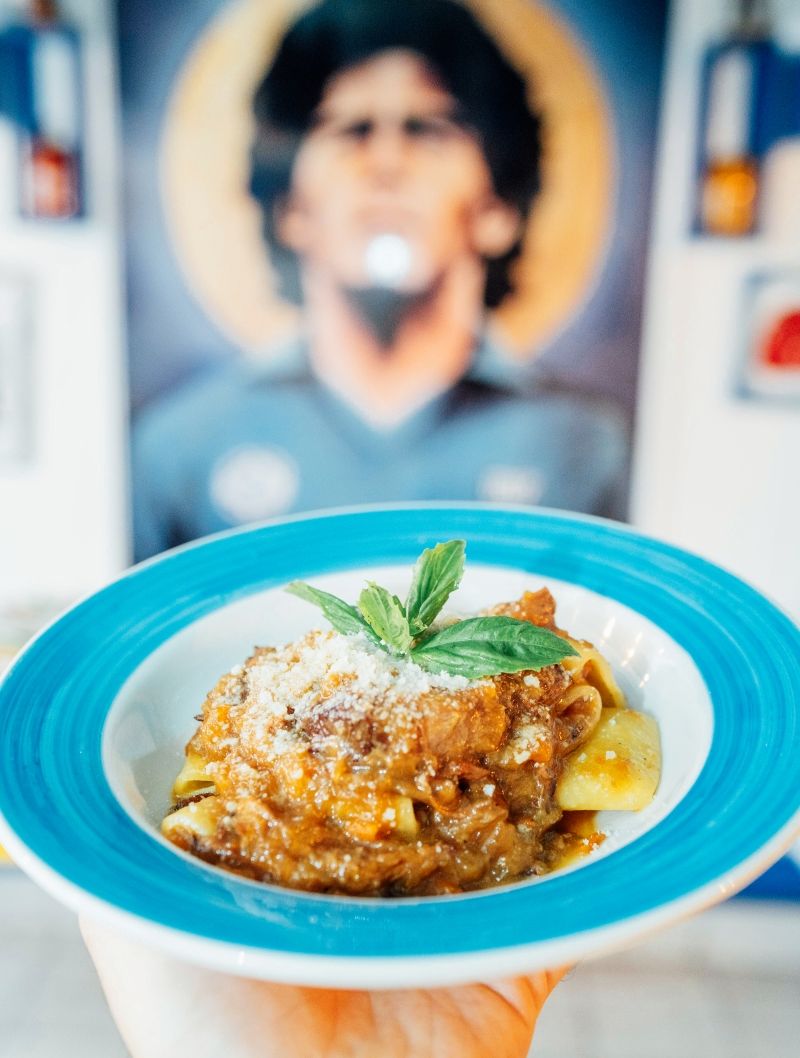 Review: SONG’E NAPULE for Delicious Pizzas and Top Neapolitan Fare Image