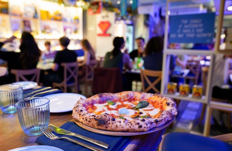 Review: SONG’E NAPULE for Delicious Pizzas and Top Neapolitan Fare Image