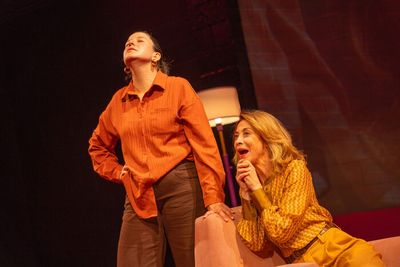 Tessa Hope Slovis, Sharon Lawrence  Photo