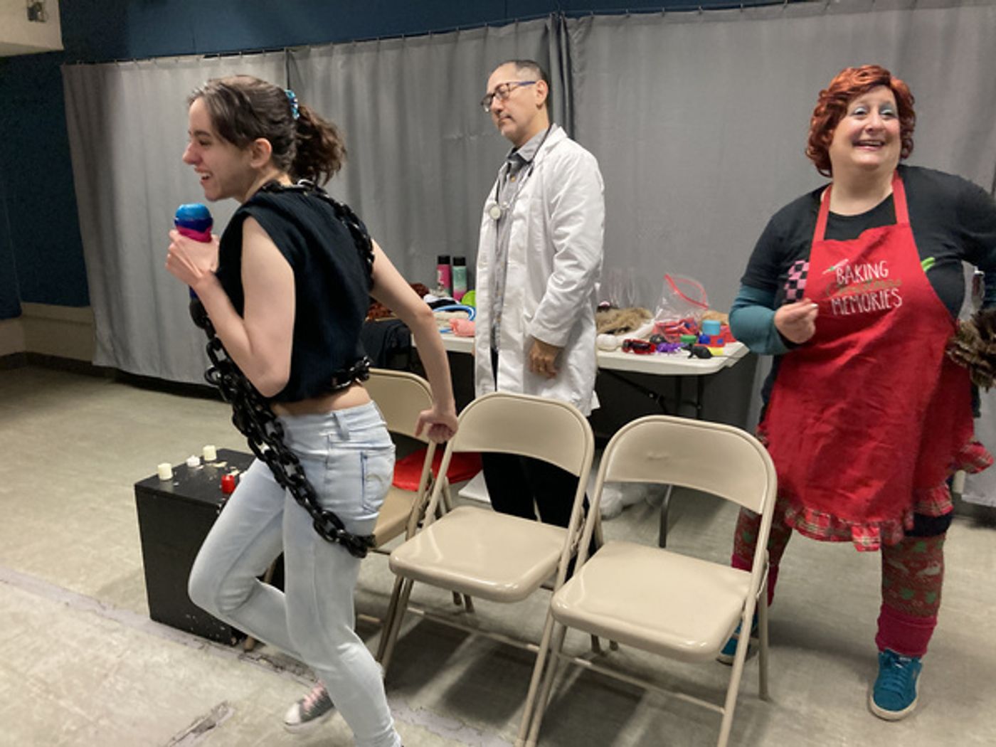 Photos: WOW WEE! ADVENTURES OF A LITTLE GIRL KILLBOT CHRISTMAS SPECIAL! In Rehearsal  Image