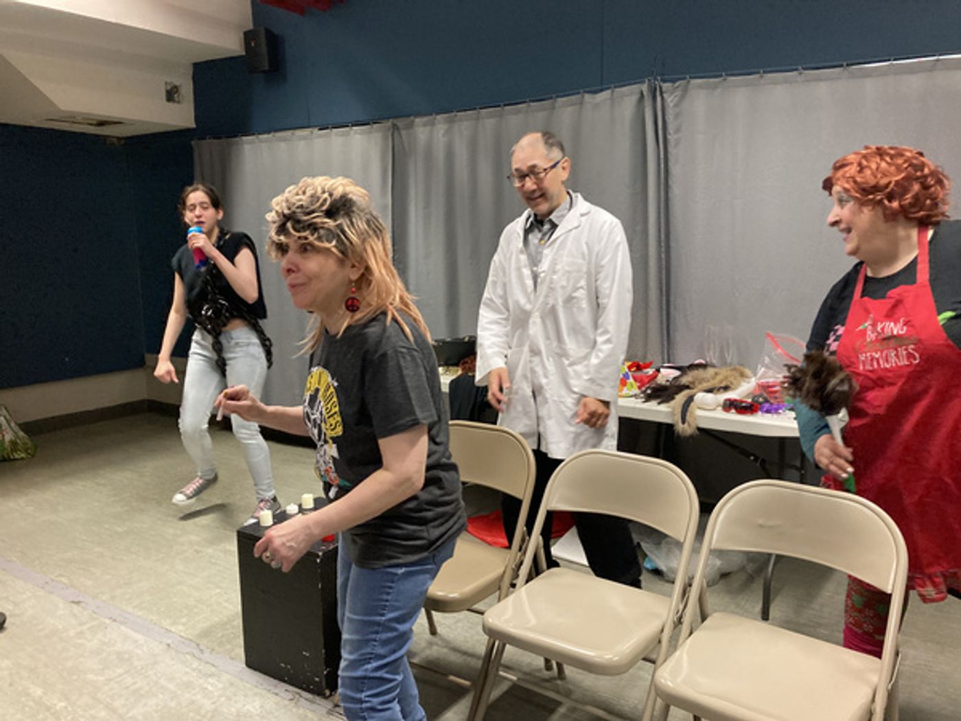 Photos: WOW WEE! ADVENTURES OF A LITTLE GIRL KILLBOT CHRISTMAS SPECIAL! In Rehearsal  Image